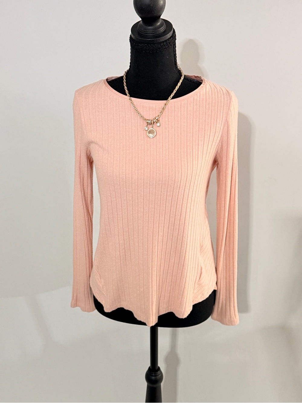 White House Black Market Ribbed Long-Sleeve Top - Light Pink Fairycore Y2K